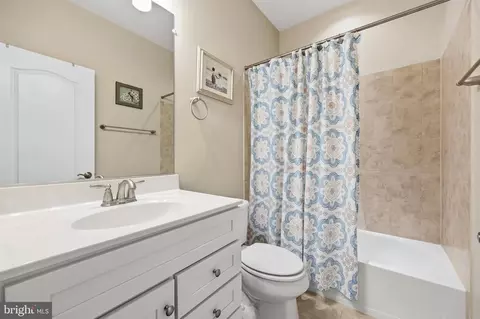Bath - 49 Maxwell, Frederick, MD 21701 photo 3 of 3