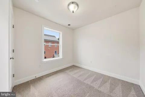 Bedroom - 25 6th St W, Frederick, MD 21701 photo 6 of 9