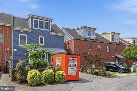 Exterior - 25 6th St W, Frederick, MD 21701 photo 6 of 9
