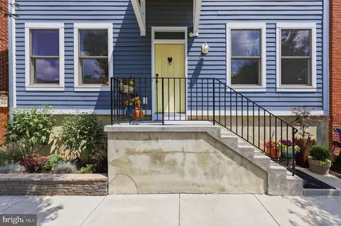 Exterior - 25 6th St W, Frederick, MD 21701 photo 3 of 9
