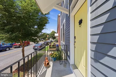 Exterior - 25 6th St W, Frederick, MD 21701 photo 2 of 9
