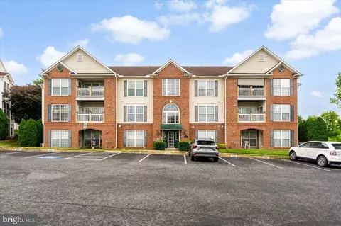 2500 Shelley Cir #1 2B, Frederick, MD 21702
