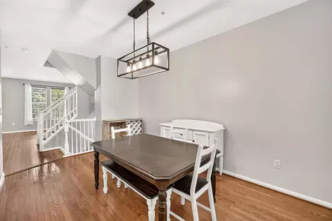 2433 Lakeside Dr, Frederick, MD 21702 photo 7