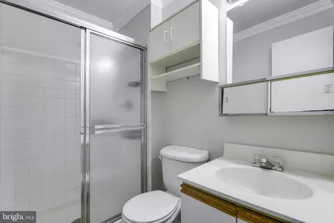 Bath - 146 Lauren Ct, Frederick, MD 21703 photo 1 of 1