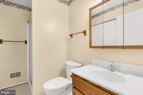 Bath - 5714 Tamarack Ave, Frederick, MD 21703 photo 2 of 2