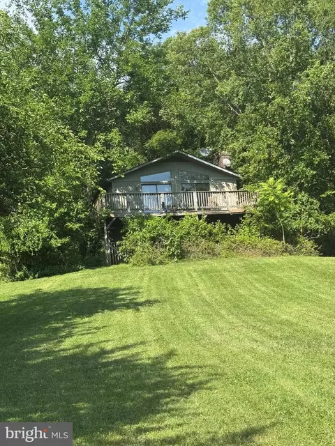 9205 Providence Ct, Frederick, MD 21701