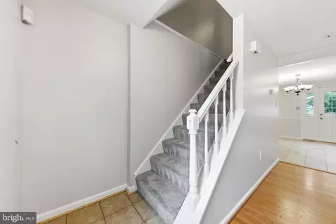 Entry Way - 1709 Springhouse Ct, Frederick, MD 21702 photo 4 of 6