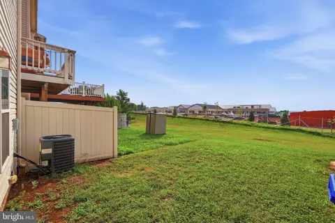 Exterior - 2075 Spring Run Cir, Frederick, MD 21702 photo 3 of 10