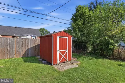 Exterior - 624 Military Rd, Frederick, MD 21702 photo 10 of 11