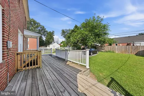 Exterior - 624 Military Rd, Frederick, MD 21702 photo 9 of 11