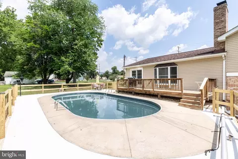 Exterior - 54 E Moser Rd, Thurmont, MD 21788 photo 4 of 6