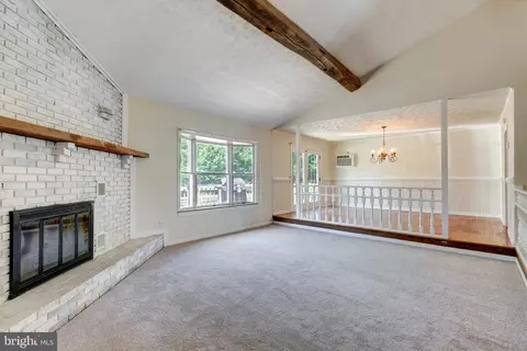 Living - 54 E Moser Rd, Thurmont, MD 21788 photo 3 of 9