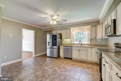 Kitchen - 54 E Moser Rd, Thurmont, MD 21788 photo 2 of 2