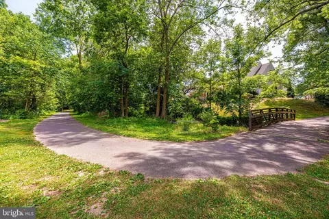 105 New Castle Ct, Frederick, MD 21702 photo 43