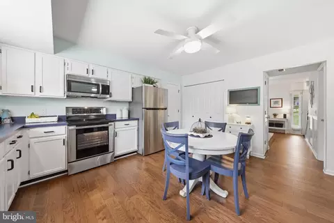 105 New Castle Ct, Frederick, MD 21702 photo 12