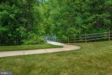105 New Castle Ct, Frederick, MD 21702 photo 44