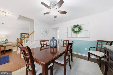 105 New Castle Ct, Frederick, MD 21702 photo 8