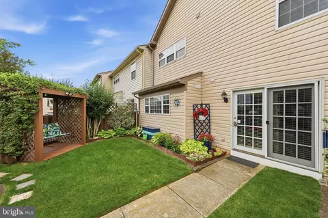 105 New Castle Ct, Frederick, MD 21702 photo 34