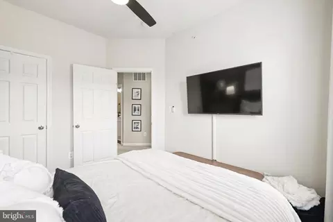 Bedroom - 6221 Posey St, Frederick, MD 21703 photo 6 of 7