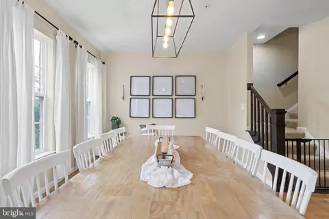 Dining - 6221 Posey St, Frederick, MD 21703 photo 4 of 5