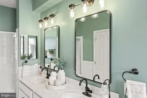 Bath - 6221 Posey St, Frederick, MD 21703 photo 7 of 13