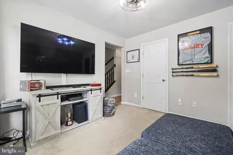Entry Way - 6221 Posey St, Frederick, MD 21703 photo 3 of 26