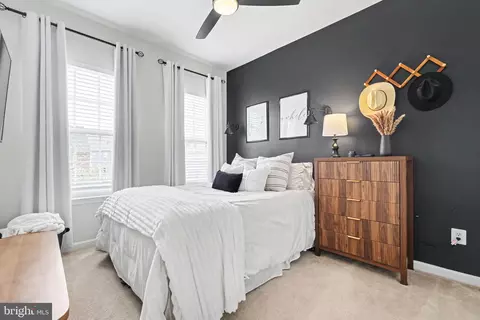 Bedroom - 6221 Posey St, Frederick, MD 21703 photo 5 of 7