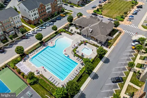 Exterior - 6221 Posey St, Frederick, MD 21703 photo 4 of 4