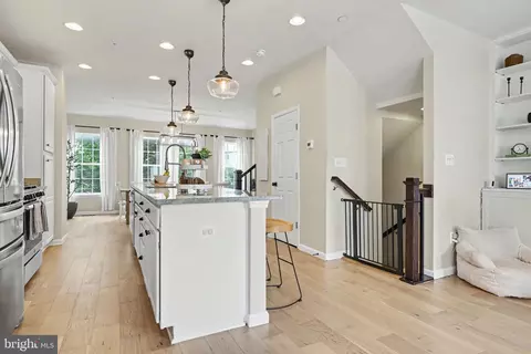Entry Way - 6221 Posey St, Frederick, MD 21703 photo 9 of 26