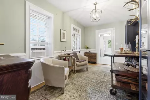 Entry Way - 117 E 5th St, Frederick, MD 21701 photo 4 of 10