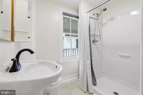 Bath - 117 E 5th St, Frederick, MD 21701 photo 1 of 1