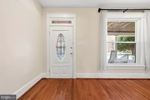 Entry Way - 334 Park Ave, Frederick, MD 21701 photo 1 of 4