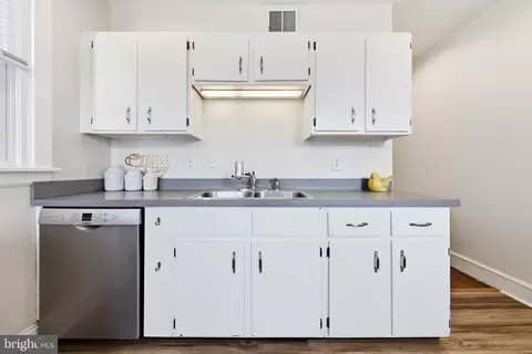 Kitchen - 334 Park Ave, Frederick, MD 21701 photo 7 of 7