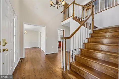 Entry Way - 8009 Stone Ridge Dr, Frederick, MD 21702 photo 4 of 19