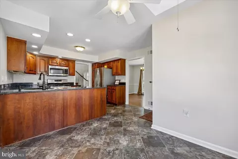 Kitchen - 8009 Stone Ridge Dr, Frederick, MD 21702 photo 6 of 10