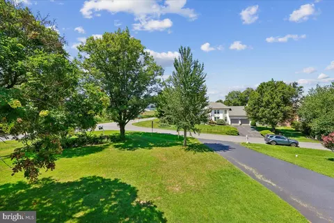 View/Area - 8009 Stone Ridge Dr, Frederick, MD 21702 photo 1 of 2