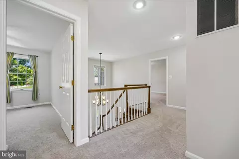 Entry Way - 8009 Stone Ridge Dr, Frederick, MD 21702 photo 12 of 19