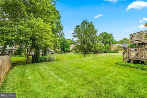 Exterior - 2214 W Greenleaf Dr, Frederick, MD 21702 photo 6 of 6