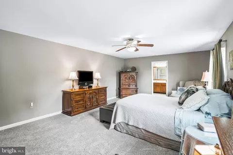Bedroom - 2214 W Greenleaf Dr, Frederick, MD 21702 photo 2 of 8