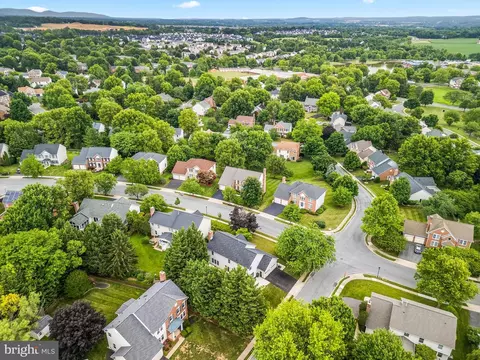 View/Area - 2214 W Greenleaf Dr, Frederick, MD 21702 photo 6 of 24
