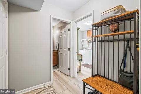 Entry Way - 2214 W Greenleaf Dr, Frederick, MD 21702 photo 3 of 6