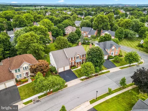 View/Area - 2214 W Greenleaf Dr, Frederick, MD 21702 photo 2 of 24
