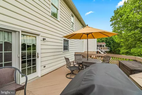 Exterior - 2214 W Greenleaf Dr, Frederick, MD 21702 photo 5 of 6