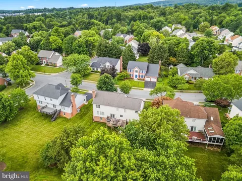 View/Area - 2214 W Greenleaf Dr, Frederick, MD 21702 photo 12 of 24