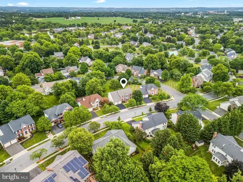 View/Area - 2214 W Greenleaf Dr, Frederick, MD 21702 photo 9 of 24