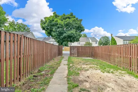 Exterior - 1638 Wheyfield Dr, Frederick, MD 21701 photo 3 of 10