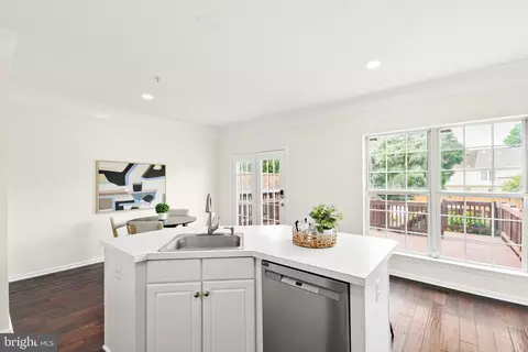 Kitchen - 1638 Wheyfield Dr, Frederick, MD 21701 photo 9 of 9