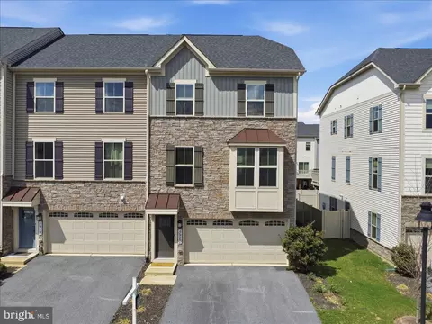 5920 Pecking Stone St, New Market, MD 21774