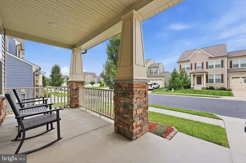 Exterior - 1906 Gladstone St, Frederick, MD 21702 photo 3 of 15