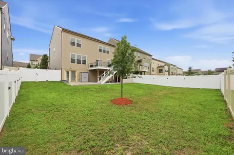 Exterior - 1906 Gladstone St, Frederick, MD 21702 photo 11 of 15